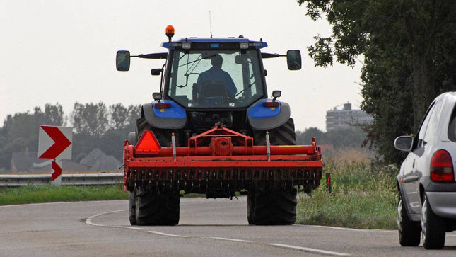 Elit Langsambewegtes Fahrzeug Bord 101-01W-95 Red Dreieck reflektiert